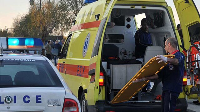 τροχαίο ασθενοφορο περιπολικο